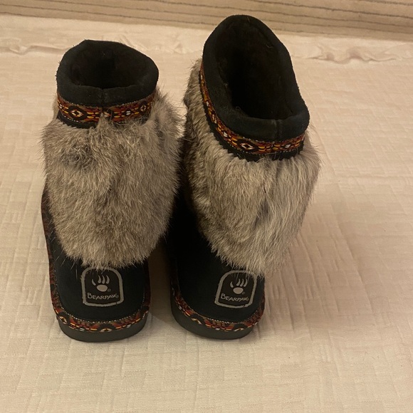 BearPaw Black and Gray Boots with Colorful Trim - Picture 5 of 9